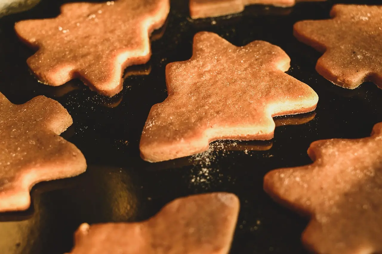 Småkager formet som juletræer